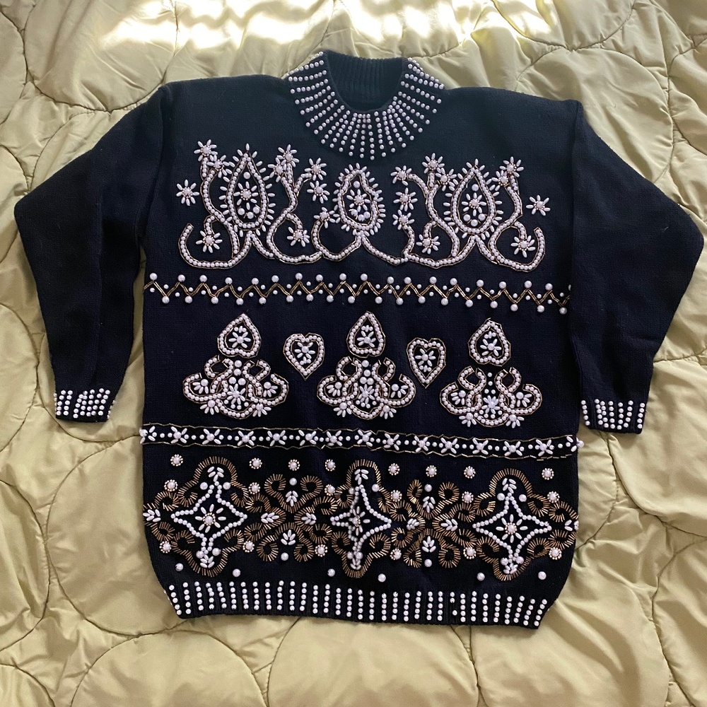 Beaded sweater Vintage